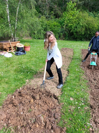 JARDIN COMMUN - DÉJEUNER SUR L’ERBE